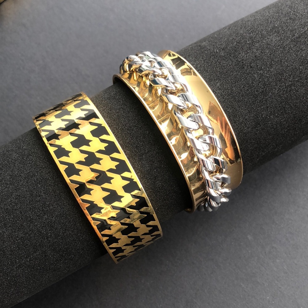 Set of 2 C Wonder Bracelets